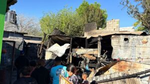 Mueren jóvenes y bebé tras incendio en vivienda de Monclova