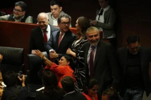 Avalan en lo general Plan B; apartan artículo de revocación