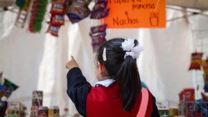 México desciende del primer al octavo lugar mundial en obesidad infantil