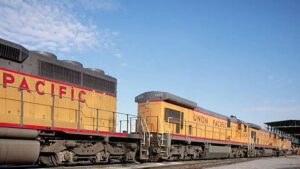 Hallan 6 cuerpos en vagón de tren en Laredo