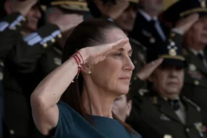 Ninguna potencia nos va a decir cómo gobernar: Sheinbaum