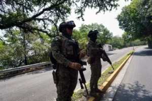 Marina resguarda residencia en San Pedro, Nuevo León