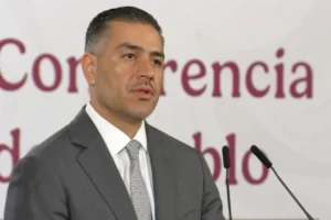 Ligan a huachicolero detenido en NL con contrabando desde EU