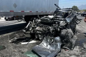 Sobrevive familia de Nuevo León a aparatoso accidente en Coahuila