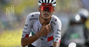 Isaac del Toro resiste en el podio del Tour de Francia